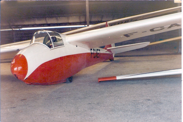 AIR 100 f.jpg
