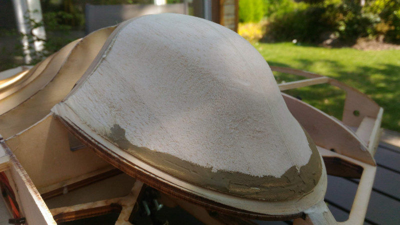 E 437 ponçage des blocs de balsa du master (Copier).jpg