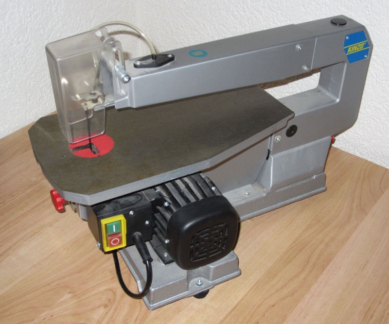 Chantourner 1 light.jpg