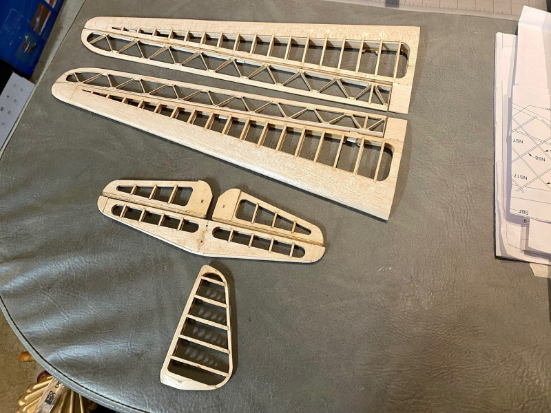 Ailes_empennage_01.jpg