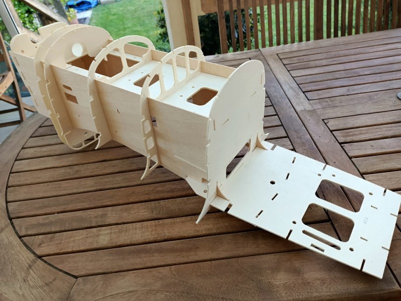 montage a blanc fuselage_1.jpg