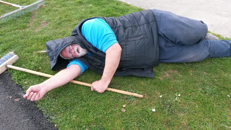 stroumpf fatigué.jpg