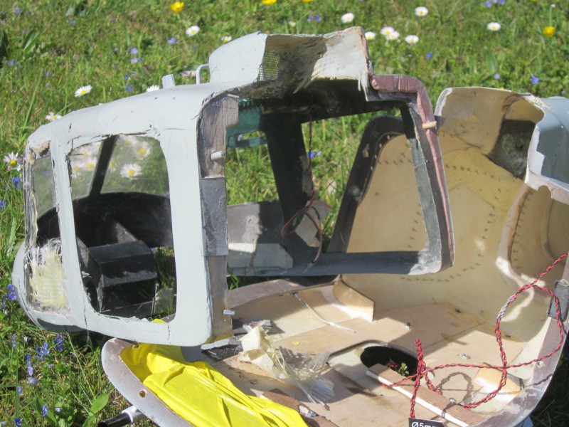 BELL UH 1 D 002 (Copier).JPG