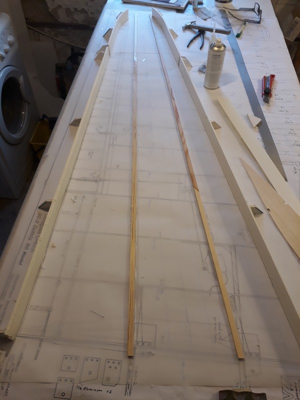 mise en place des supports, pour poser les nervures à hauteur égale