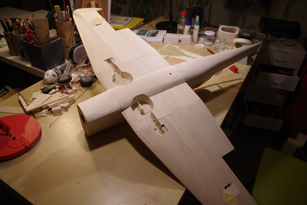coffrage dessous fuselage.png